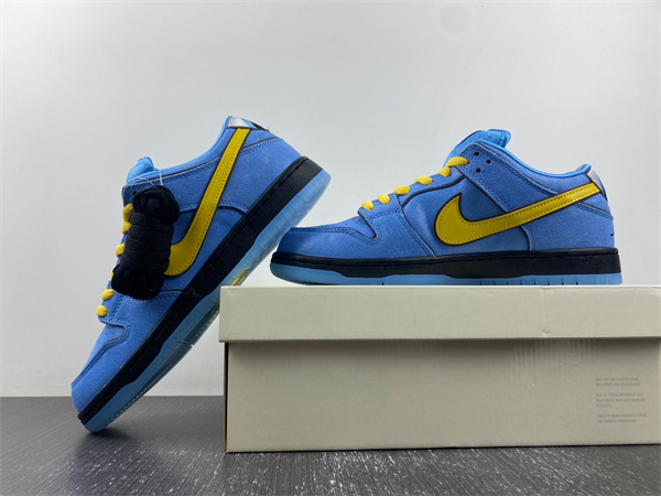 The Powerpuff Girls x Nike SB Dunk Low “Bubbles”