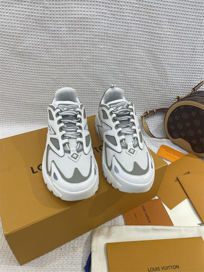 Lv Runner Sneaker 63
