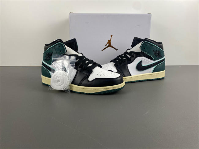 AIR JORDAN 1 MID SE "LEGEND PINK" GS SHOES FQ7818-100