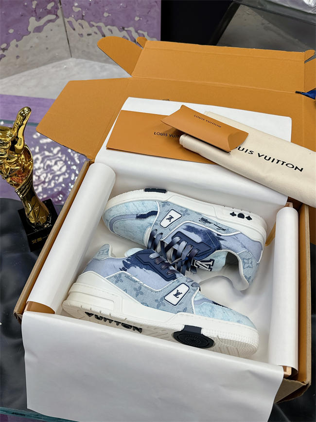 LV Trainer Sneaker