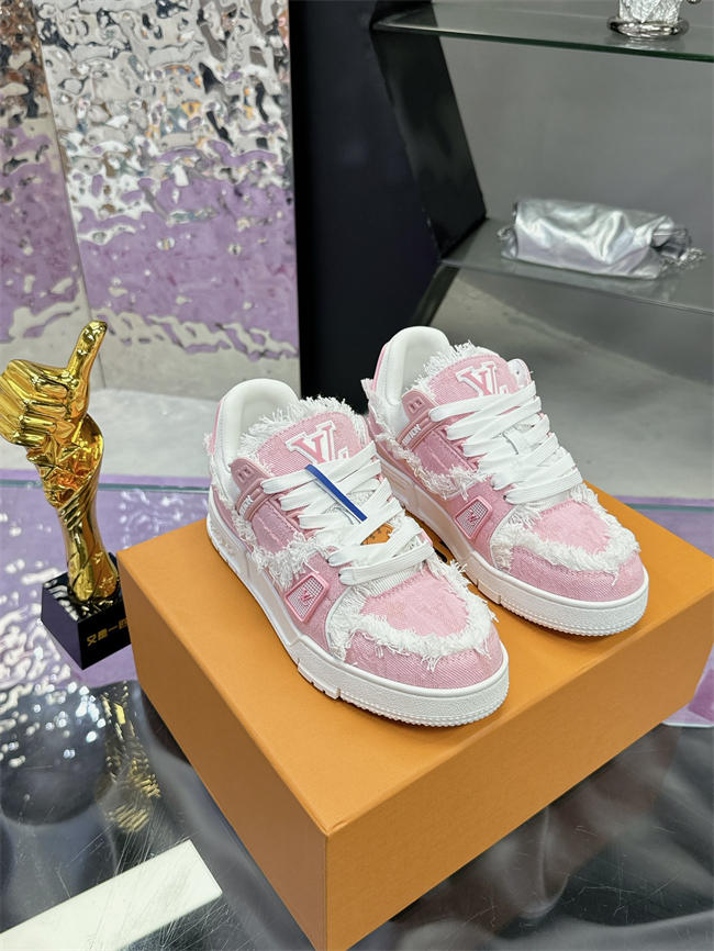 LV Trainer Sneaker