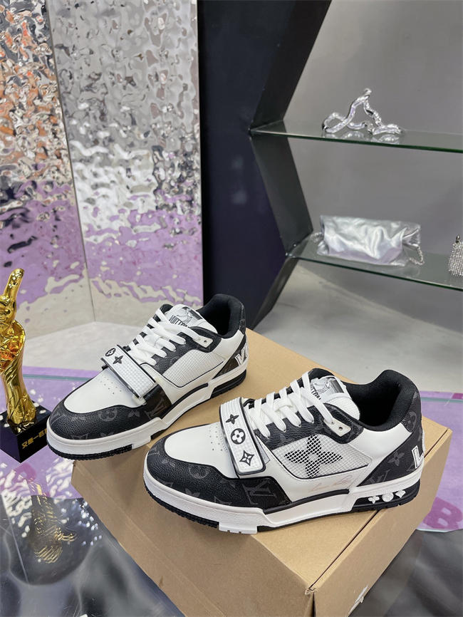 LV Trainer Sneaker