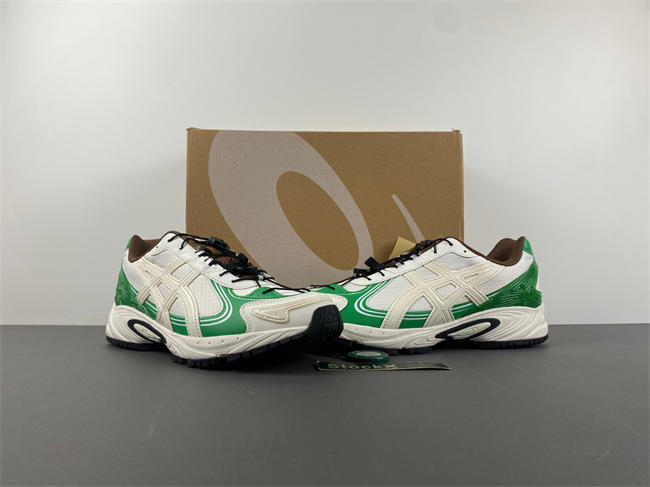 As*ic*s gel-kahana tr v4 "black silver" 1203a586-100