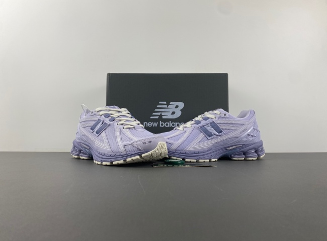 New Balance M1906RZV