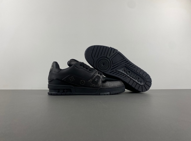 l0*is V*t0n lv trainer