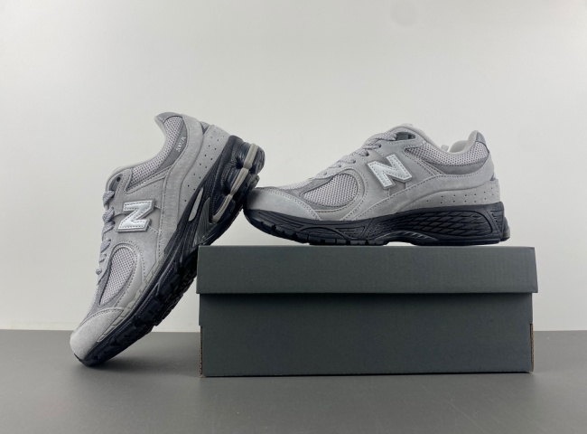 new balance NB M2002RC1 M2002RC1