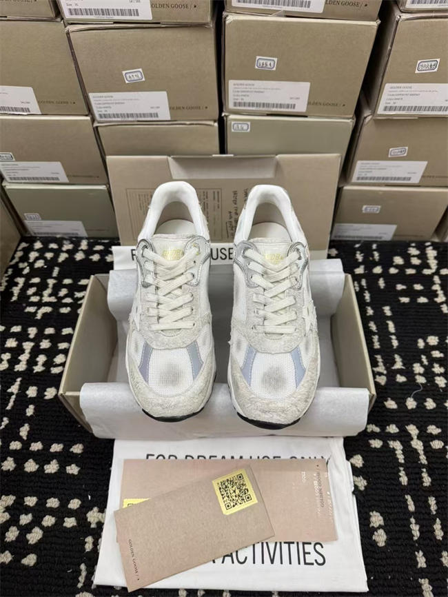 Golden Goose Sneaker