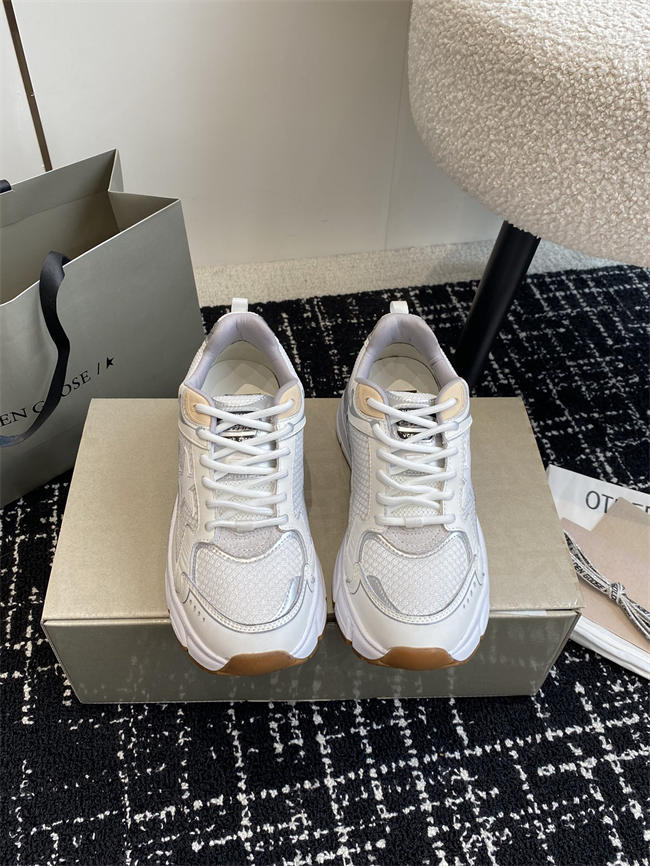 Golden Goose Sneaker