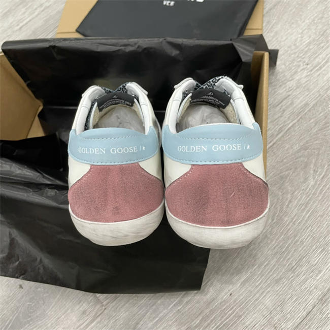 Golden Goose Sneaker