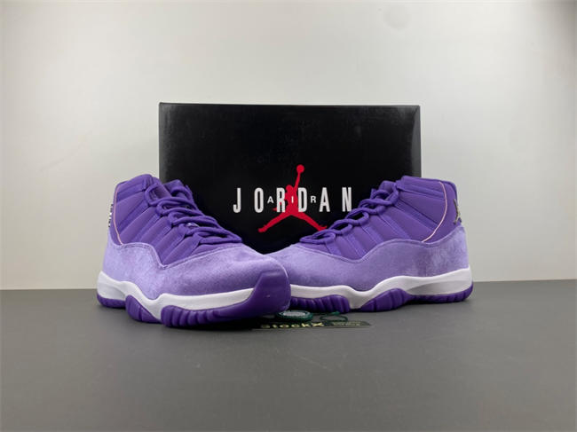 Air Jordan 11 CT8012-555