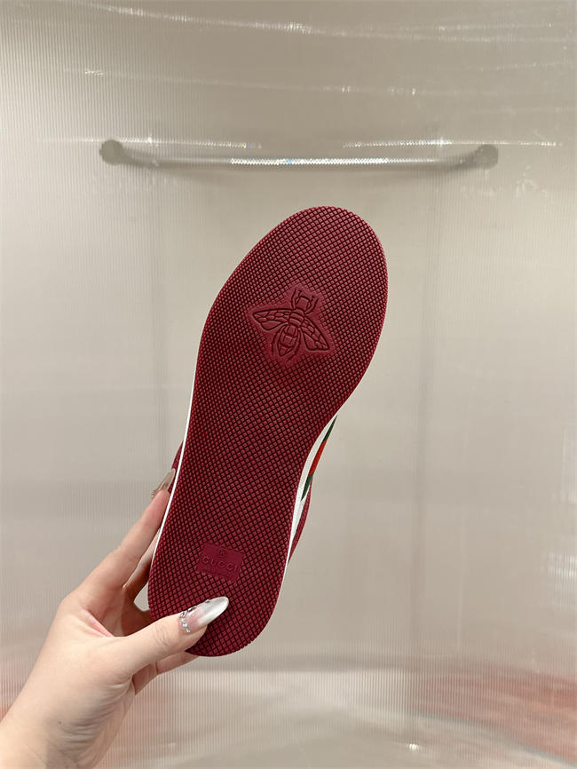 G*u*i screener sneaker