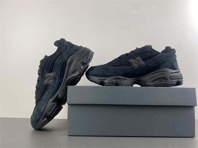 New Balance 1000 M1000LA