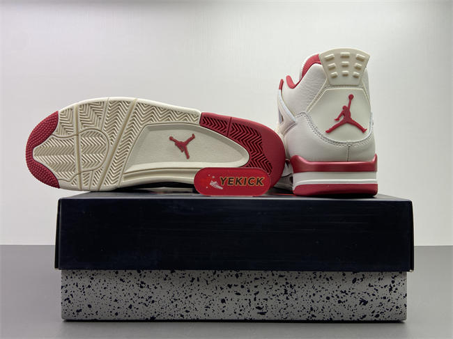 Air Jordan 4 Retro