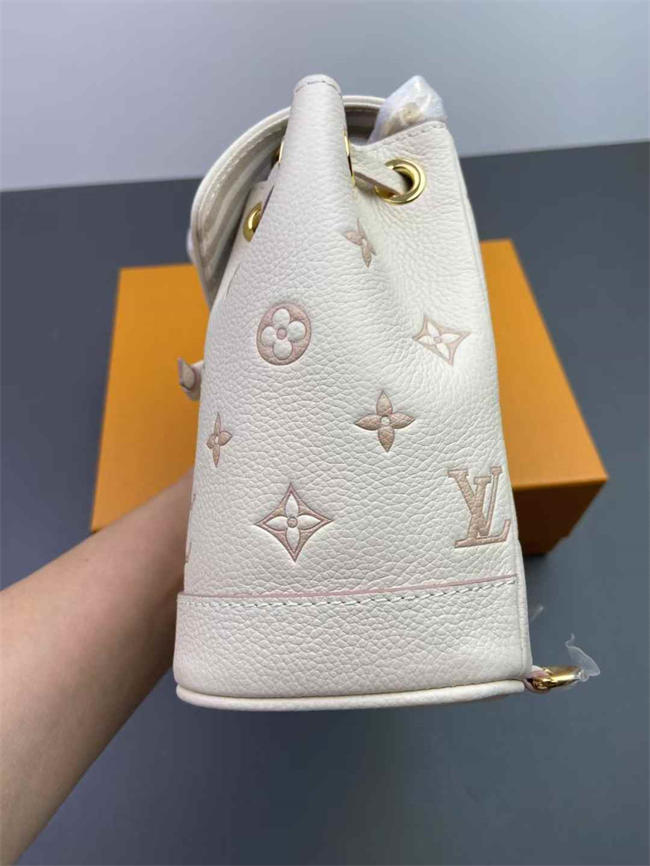 LV BAG