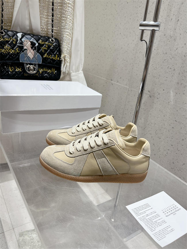 ma*s*n martin Ma*i*la sneaker