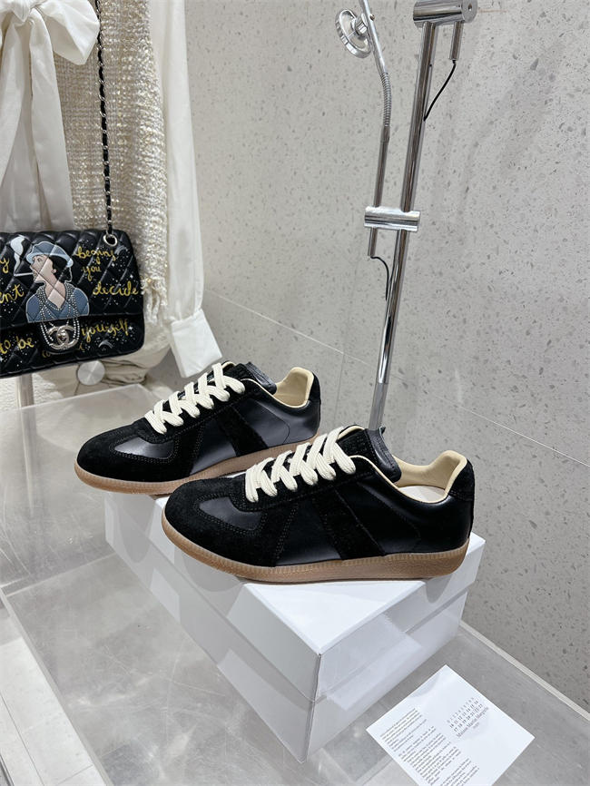 ma*s*n martin Ma*i*la sneaker