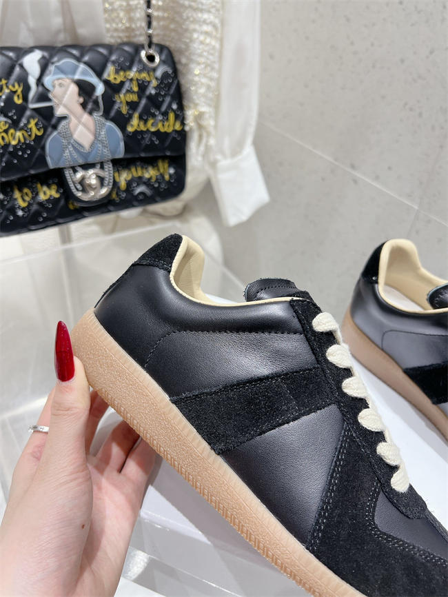 ma*s*n martin Ma*i*la sneaker