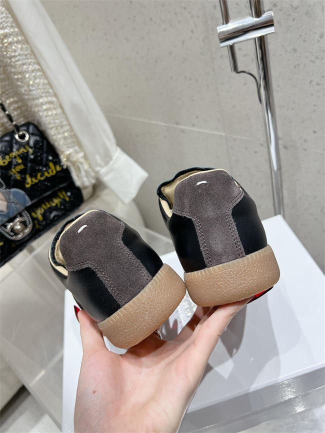 ma*s*n martin Ma*i*la sneaker