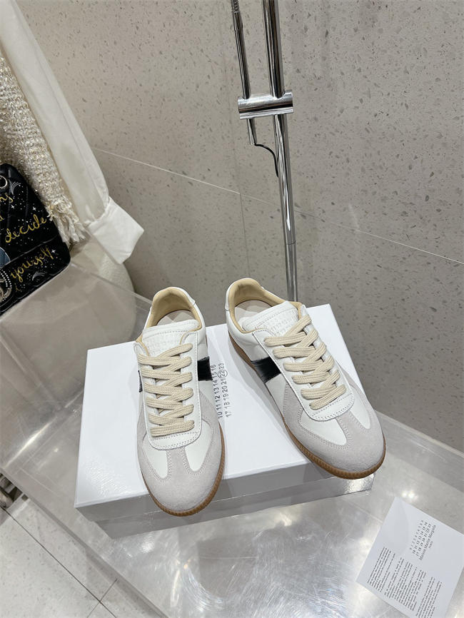 ma*s*n martin Ma*i*la sneaker