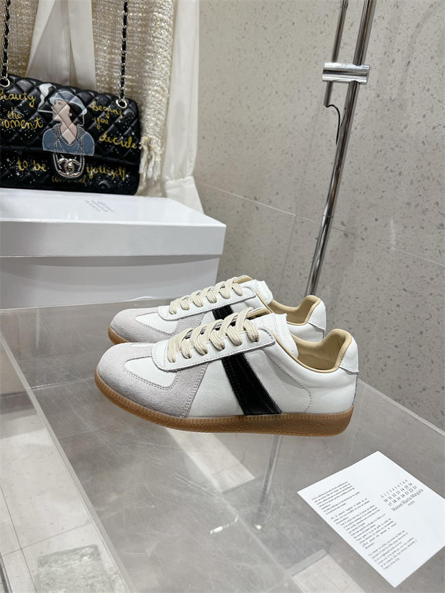 ma*s*n martin Ma*i*la sneaker