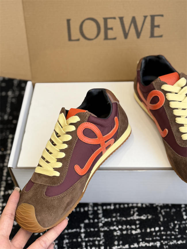 L0ew* sneaker